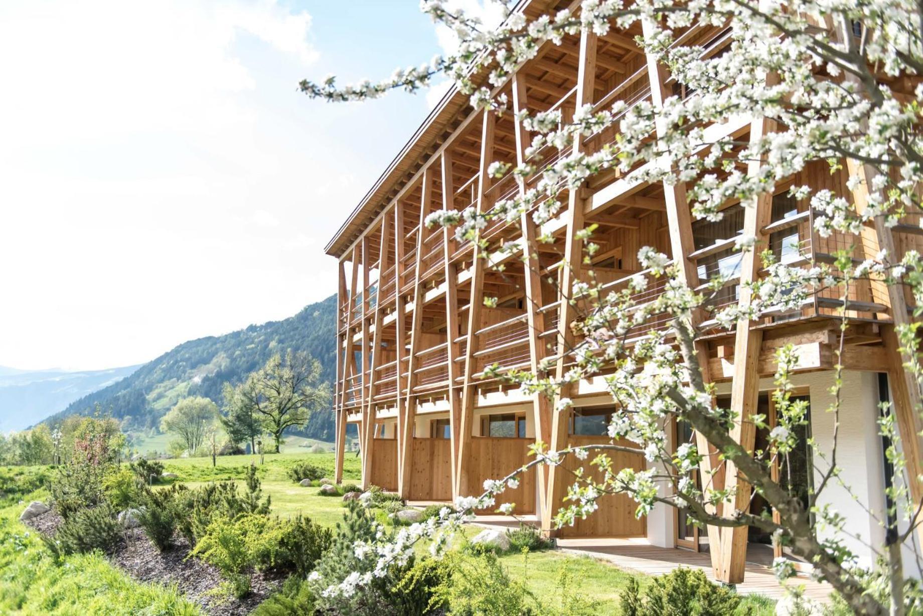 Taubers Bio Vitalhotel Kiens Exterior foto